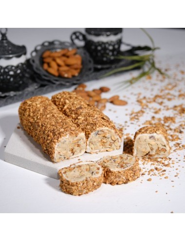 Gold Kaplı Bademli Kremalı Sarma Lokum